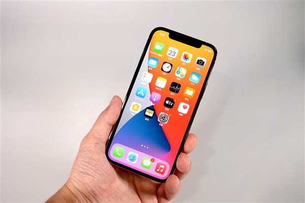 陈场镇苹果手机维修分享iOS 14.2修订版已到，专属iPhone 12系列 